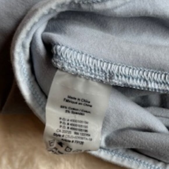 2/$40 TNA Grey Bike Shorts Ladies Size S - Picture 7 of 8